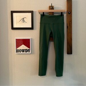 $88 Lululemon Wunder Train High-Rise Crop 23" Everglade Green Size 6 Leggings